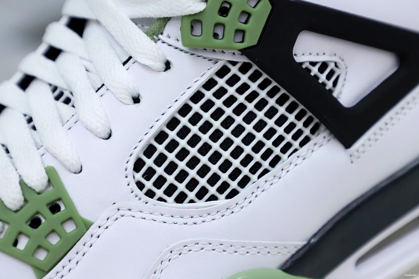 4 AIR JORDAN 